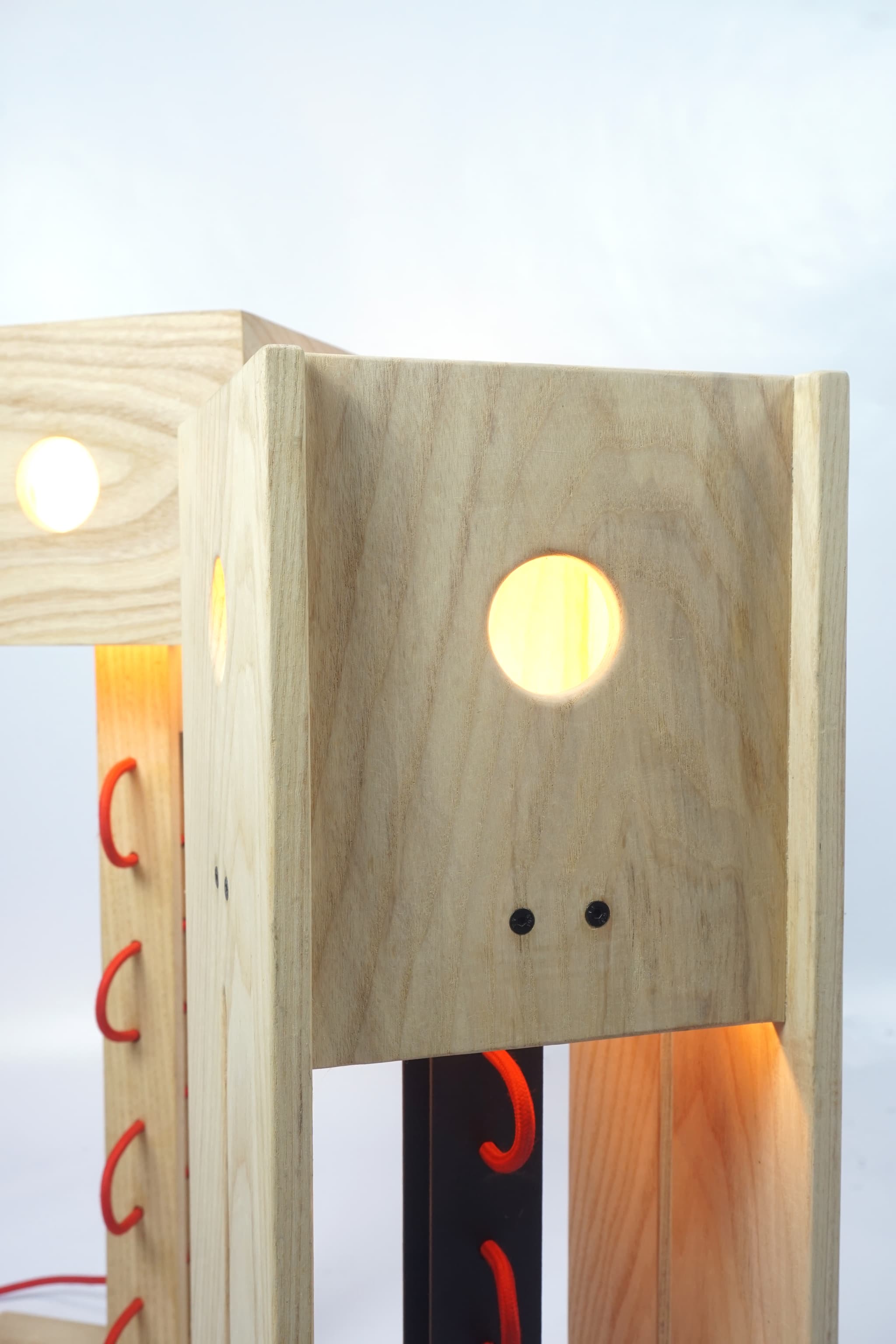 Solid Wood Monolith Luminaire